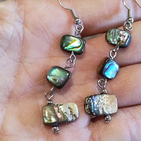 VINTAGE TRIPLE SQUARE RAINBOW ABALONE SHELL DANGLE DROP HOOK 2.5" EARRINGS - Picture 4 of 10